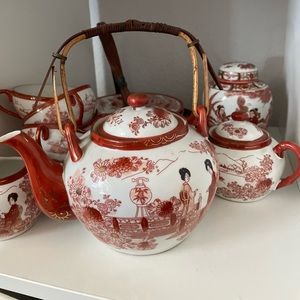 Vintage Japanese tea set , authentic and a very beautiful collection